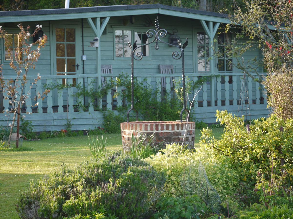 The Lodge On The Marsh Brading Exterior photo